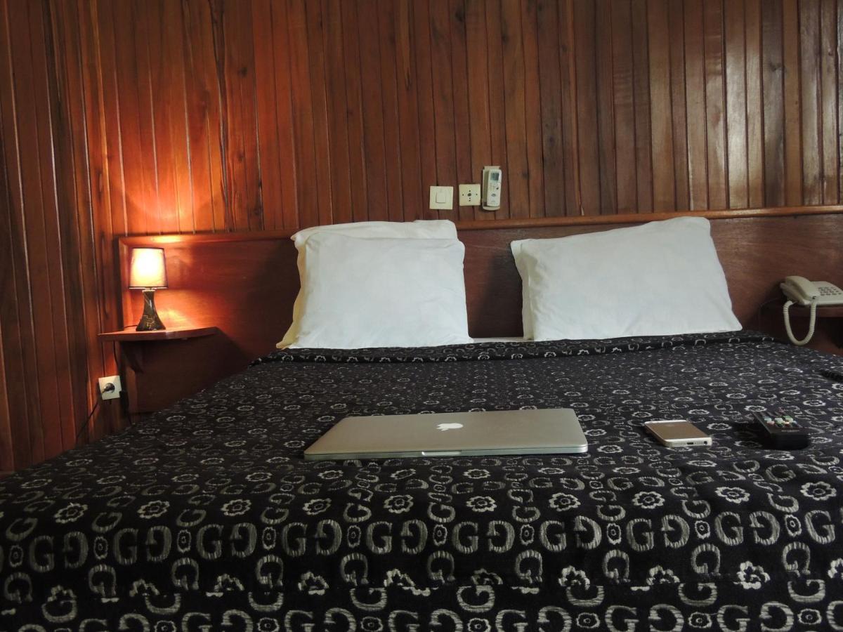 Hotel Saffana 두알라 외부 사진